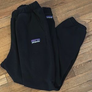 Women’s Xl classic black Patagonia sweatpants